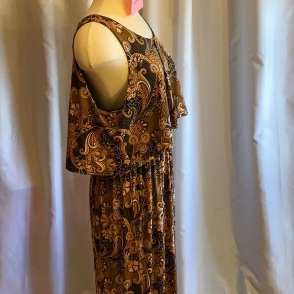 Maxi dress in size 1X by SEVEN ISLANDS NWT - Picture 6 of 13